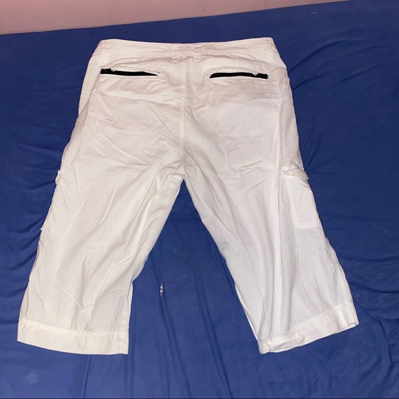 2 White and Black Cargo/Fleece Shorts by INC Large - Picture 2 of 6